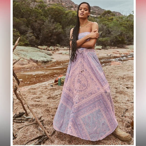 Spell and The Gypsy Collective Farrah Half Moon Skirt Lilac NWT! - Picture 2 of 4